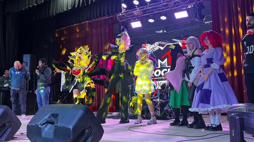 Miles de fanáticos disfrutaron de Dimensión Pop en el CCM